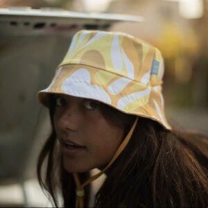 Seea reversible Ada Bucket Hat, size XS/S